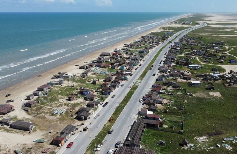 Storm Beryl shifts toward Houston, could make landfall as Category 2 hurricane