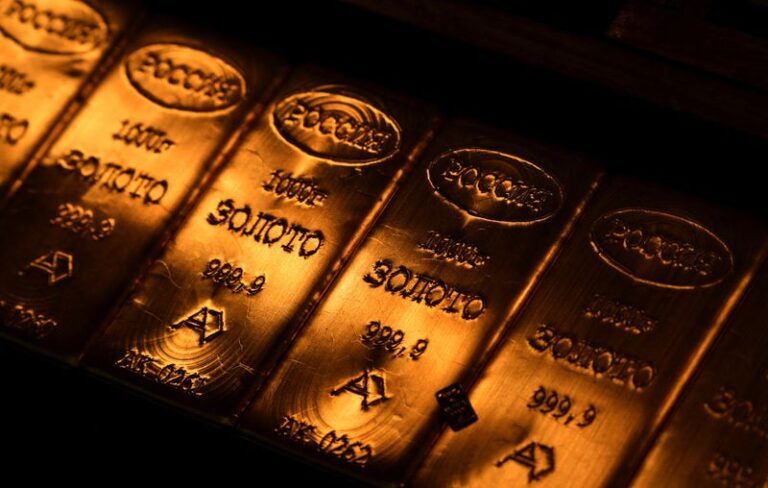 Gold’s run to record high may crimp demand: Russell