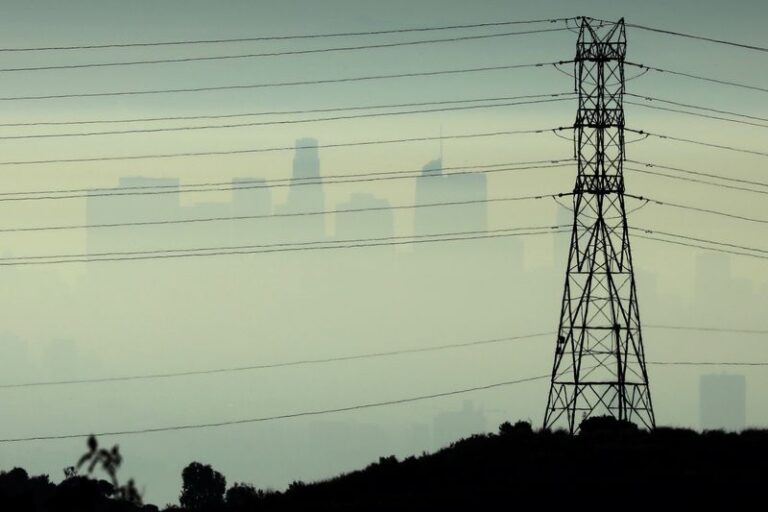 US to invest $2.2 billion in the nation’s power grid