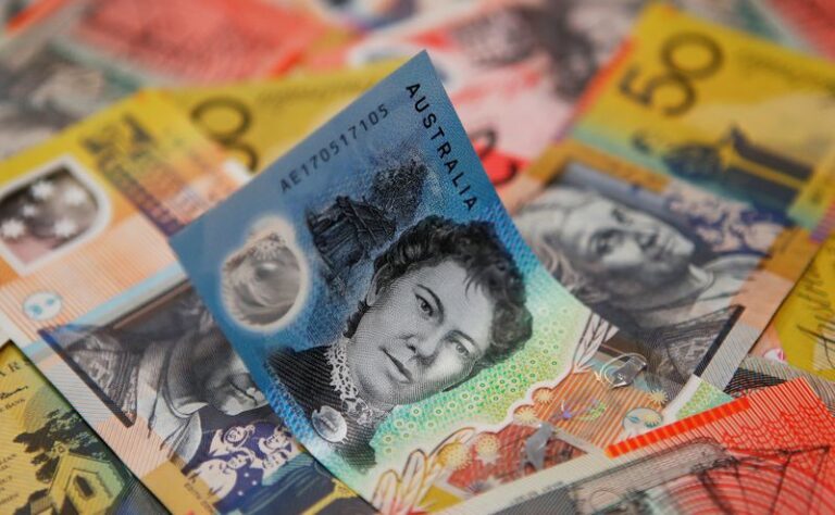 Australia, New Zealand dollars shine on China’s stimulus boost