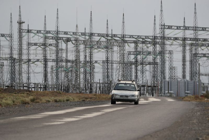 Kazakhstan votes on whether to build first nuclear plant