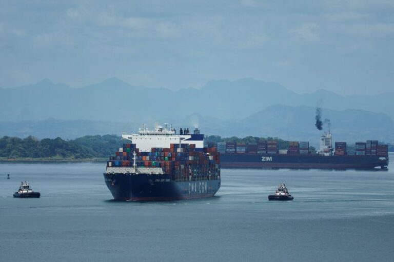 Panama Canal net income rose to $3.45 billion in fiscal year despite drought