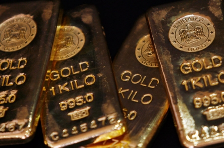 Gold prices gain more ground as Russia-Ukraine fears persist