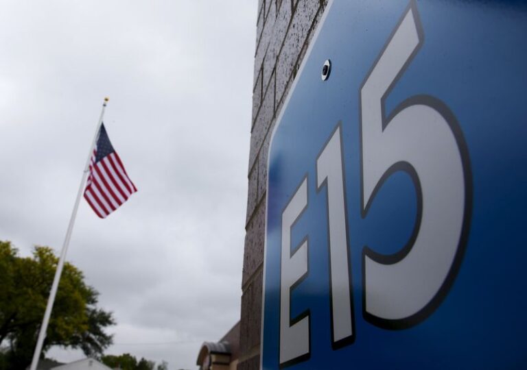 US funding bill includes plan to allow year-round E15 gasoline sales