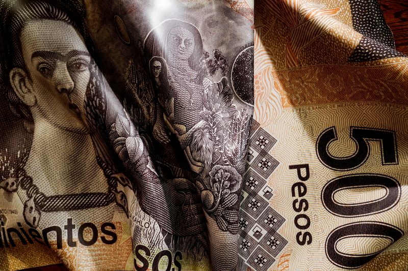 Mexican peso posts biggest annual drop versus US dollar in 16 years