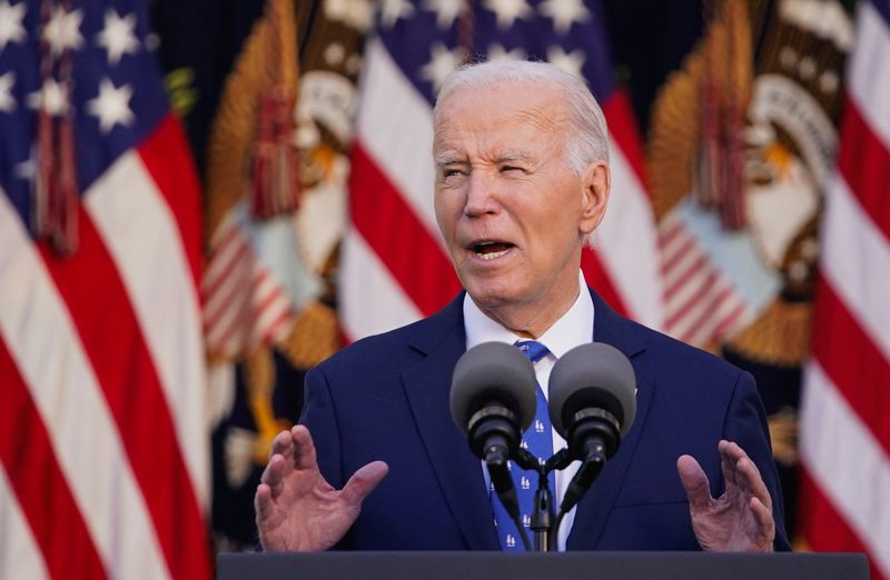 Exclusive-Biden administration will not finalize clean fuel tax credit guidance