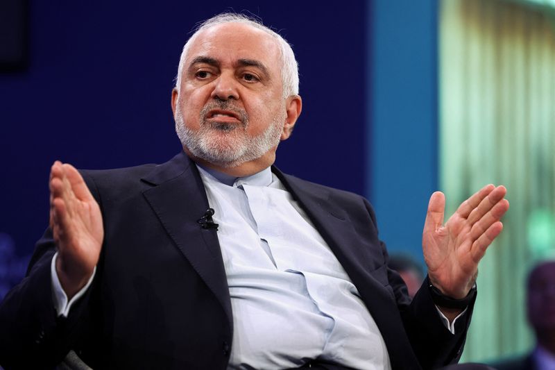 Davos- Iran’s Zarif says he hopes Trump will choose ‘rationality’