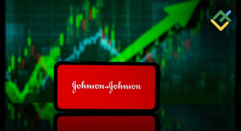 Johnson & Johnson Stock Forecast & Price Predictions for 2025, 2026, 2027–2030 and Beyond